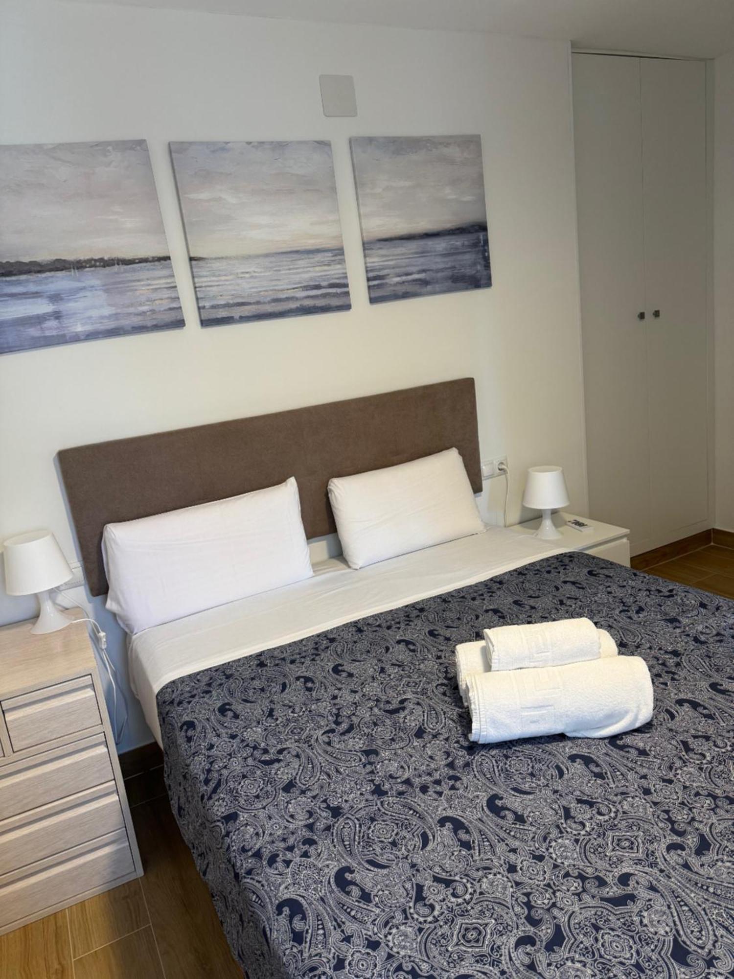 Mediterranean Malagueta Suite Малага Экстерьер фото